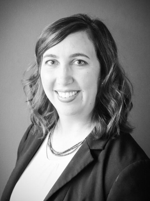 Heidi Freisinger Vice President, Philanthropy, Ecumen Leadership Team